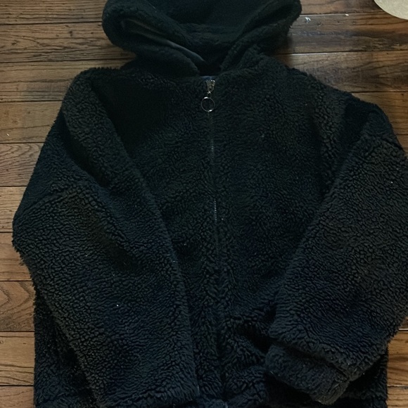 black Wild Fable size M fuzzy black jacket - Picture 3 of 4